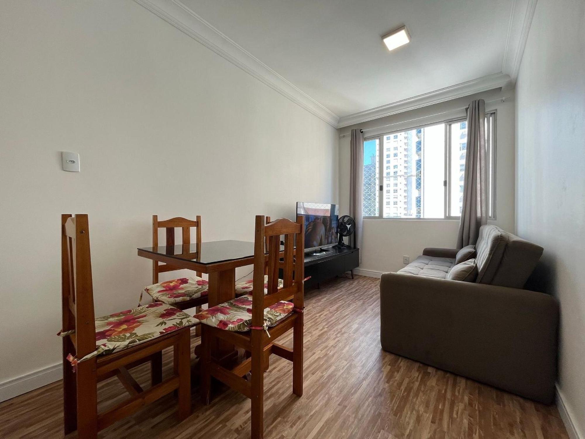 Po04- 1 Quarto Ao Lado Shop. Atlantico C/ Garagem Balneário Camboriú エクステリア 写真